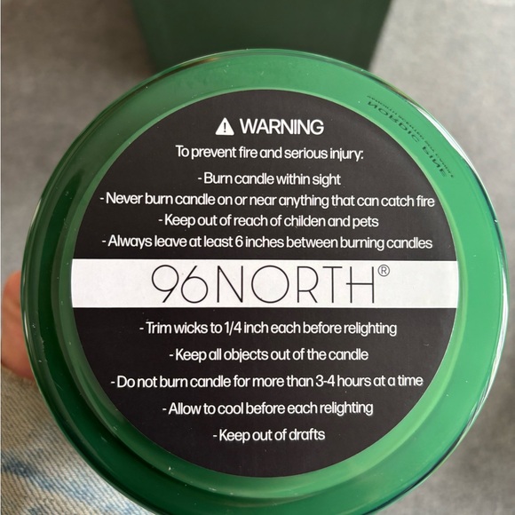 96NORTH Green Candle - Picture 1 of 6
